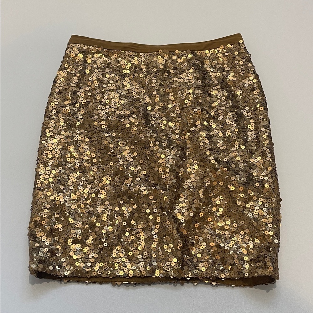 Elegant Gold Sequin Mini Skirt